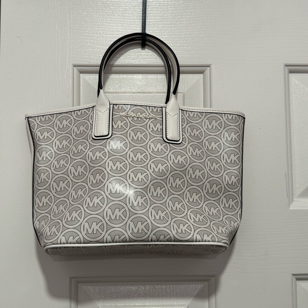 michael kors mini tote